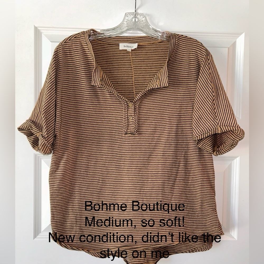 New condition Bohme Henley top- Medium